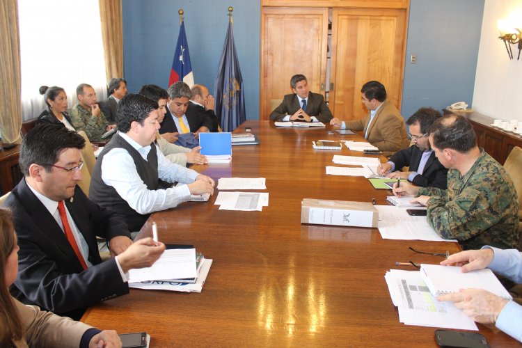 GOBIERNO FORTALECE COORDINACIÓN CON ALCALDES PARA IMPLEMENTAR MEDIDAS POST TERREMOTO GOBIERNO FORTALECE COORDINACIÓN CON ALCALDES PARA IMPLEMENTAR MEDIDAS POST TERREMOTO