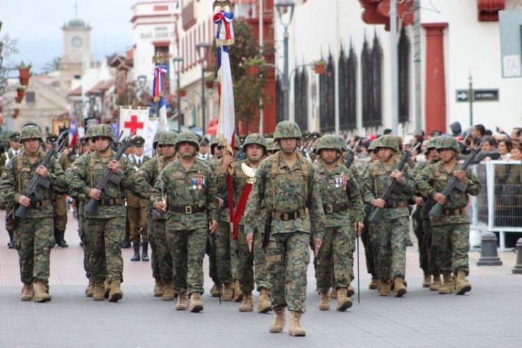 CON INVITACIÓN A PROYECTARSE HACIA EL MAR CONMEMORAN DÍA DE LAS GLORIAS NAVALES