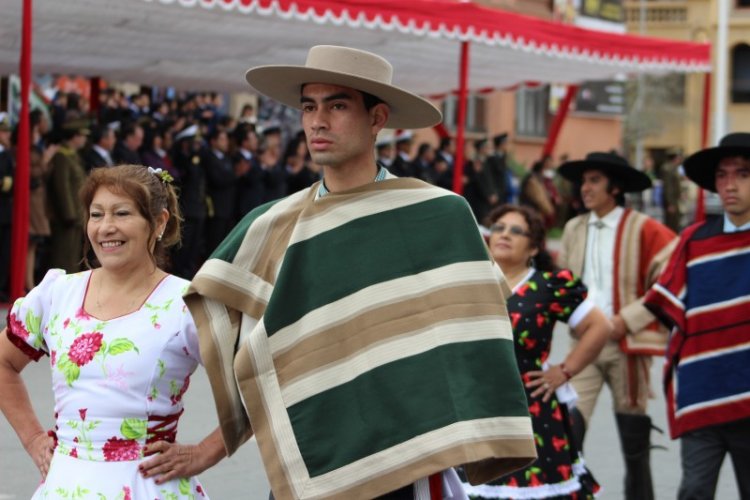 CON INVITACIÓN A PROYECTARSE HACIA EL MAR CONMEMORAN DÍA DE LAS GLORIAS NAVALES
