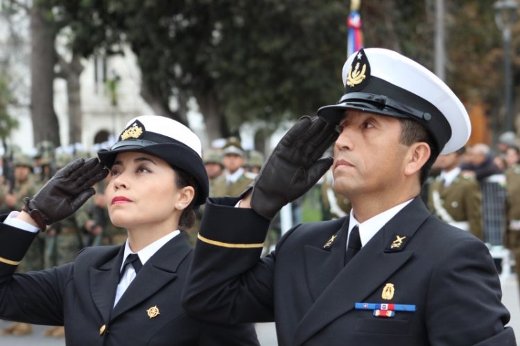 CON INVITACIÓN A PROYECTARSE HACIA EL MAR CONMEMORAN DÍA DE LAS GLORIAS NAVALES