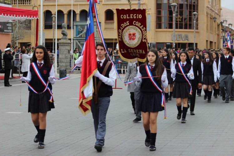 CON INVITACIÓN A PROYECTARSE HACIA EL MAR CONMEMORAN DÍA DE LAS GLORIAS NAVALES