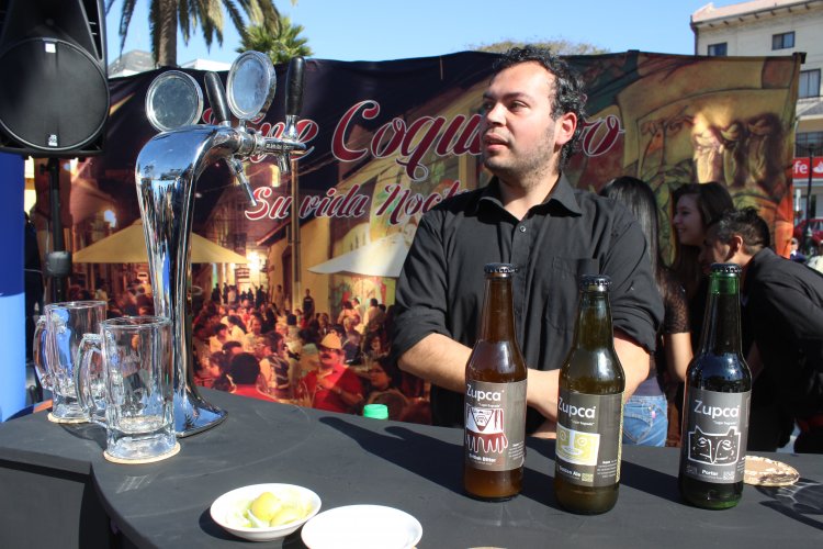 CON VARIADA OFERTA PROMUEVEN “TERCER TIEMPO” DE COPA AMÉRICA EN LA COMUNA DE COQUIMBO