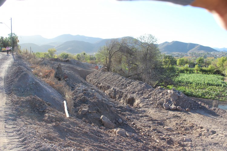 VECINOS DE HUANA CONTARÁN CON ANHELADO SISTEMA DE ALCANTARILLADO Y CASETAS SANITARIAS