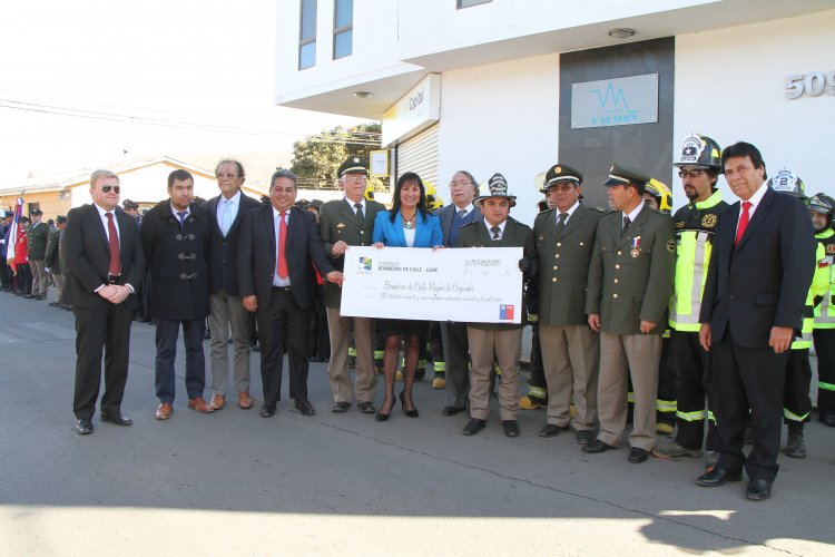 DOS MIL BOMBEROS CONTARÁN CON EQUIPAMIENTO MÁS SEGURO Y BAJO LA NORMATIVA INTERNACIONAL