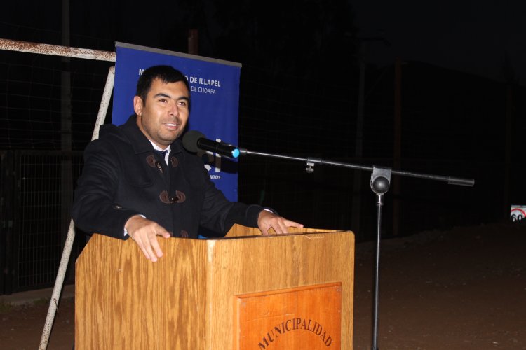 VECINOS DE CUZ CUZ RECIBIERON LAS OBRAS QUE SOLUCIONAN SUS PROBLEMAS DE ALCANTARILLADO