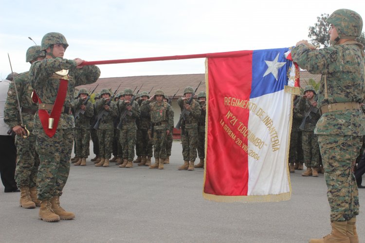 REGIMIENTO COQUIMBO TOMA JURAMENTO A LA BANDERA A MÁS DE 400 EFECTIVOS