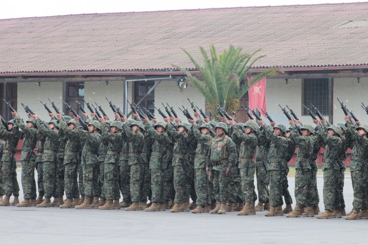 REGIMIENTO COQUIMBO TOMA JURAMENTO A LA BANDERA A MÁS DE 400 EFECTIVOS
