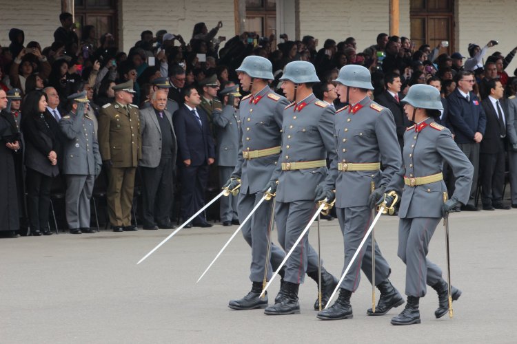 REGIMIENTO COQUIMBO TOMA JURAMENTO A LA BANDERA A MÁS DE 400 EFECTIVOS