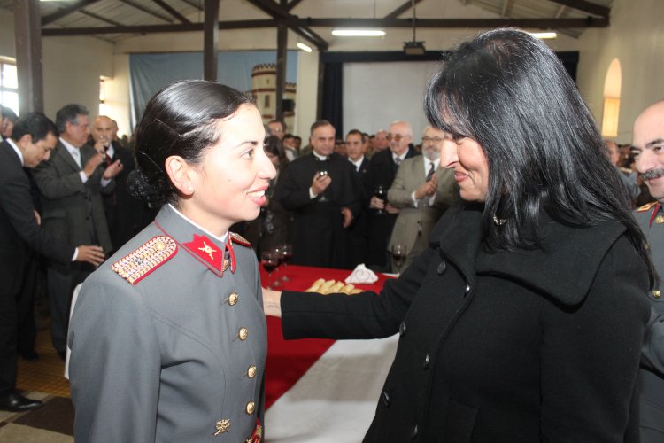 REGIMIENTO COQUIMBO TOMA JURAMENTO A LA BANDERA A MÁS DE 400 EFECTIVOS