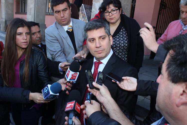 AGENDA DE PRODUCTIVIDAD Y ÉNFASIS EN LA GESTIÓN HÍDRICA MARCAN EL PRIMER MENSAJE DE INTENDENTE CLAUDIO IBÁÑEZ