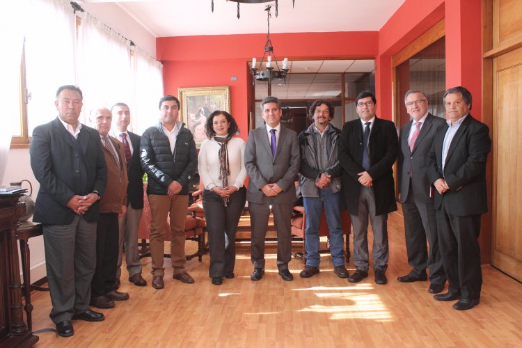 PARLAMENTARIOS COINCIDEN CON PRIORIDADES DE AGENDA DE TRABAJO DE INTENDENTE IBÁÑEZ