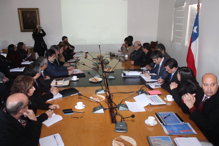 BUSCARÁN AGILIZAR LICITACIÓN DE ESTUDIOS DE PLANTAS DESALADORAS PARA LA REGIÓN