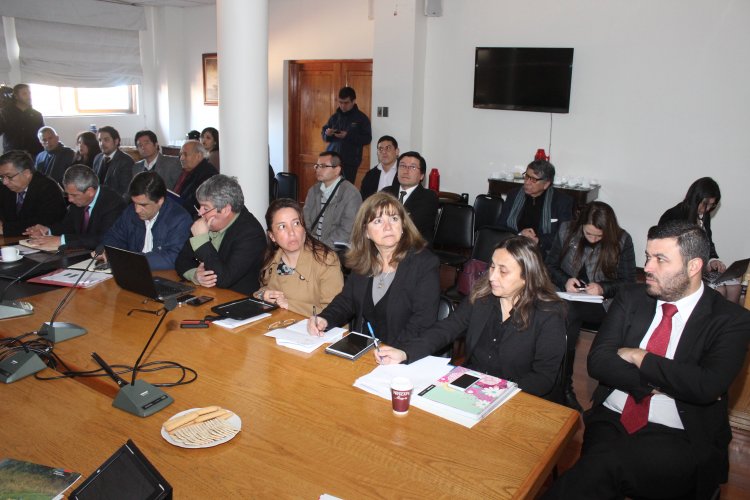 BUSCARÁN AGILIZAR LICITACIÓN DE ESTUDIOS DE PLANTAS DESALADORAS PARA LA REGIÓN