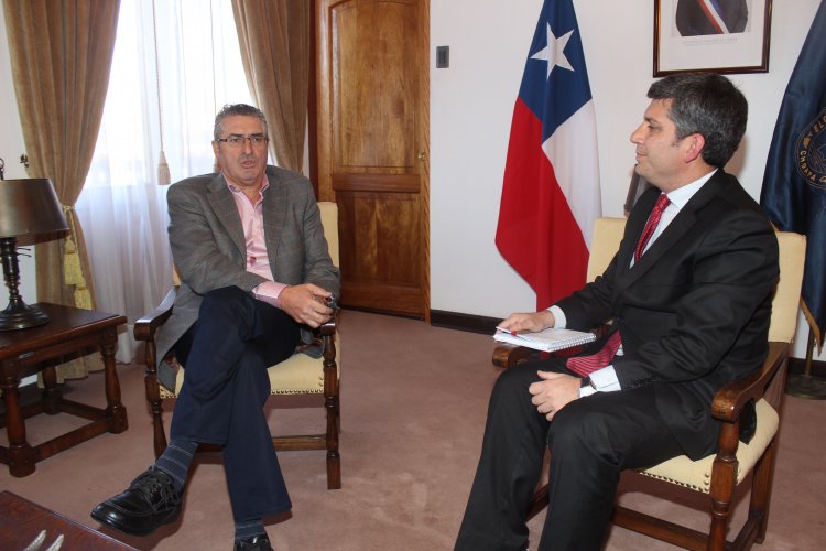 SENADOR JORGE PIZARRO DESTACA QUE LA SEQUÍA Y EL DESEMPLEO SEAN PRIORIDADES DEL INTENDENTE CLAUDIO IBÁÑEZ