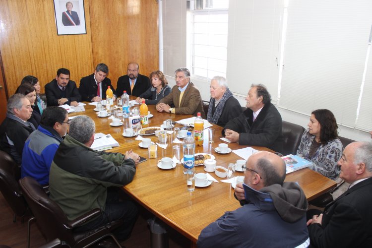 GOBIERNO REGIONAL FISCALIZA INSTALACIÓN DE FILTROS PARA AGUA POTABLE EN OVALLE