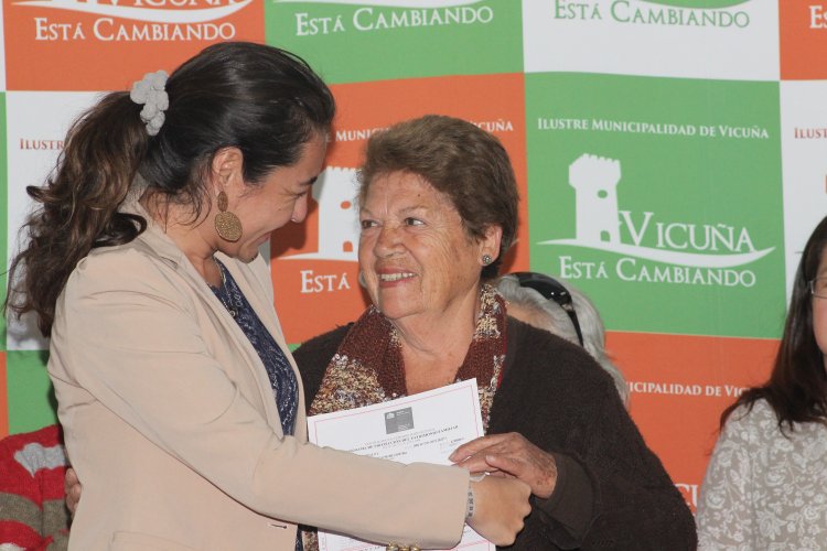 MÁS DE 100 FAMILIAS DE VICUÑA RECIBIERON SUBSIDIOS HABITACIONALES PARA MEJORAR SUS VIVIENDAS