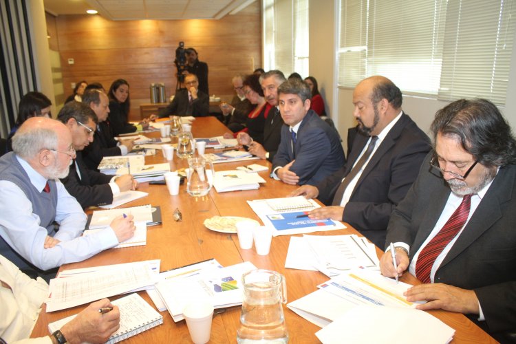 EMPLEO, SALUD Y EDUCACIÓN SON LAS PRIORIDADES DEL PRESUPUESTO 2016