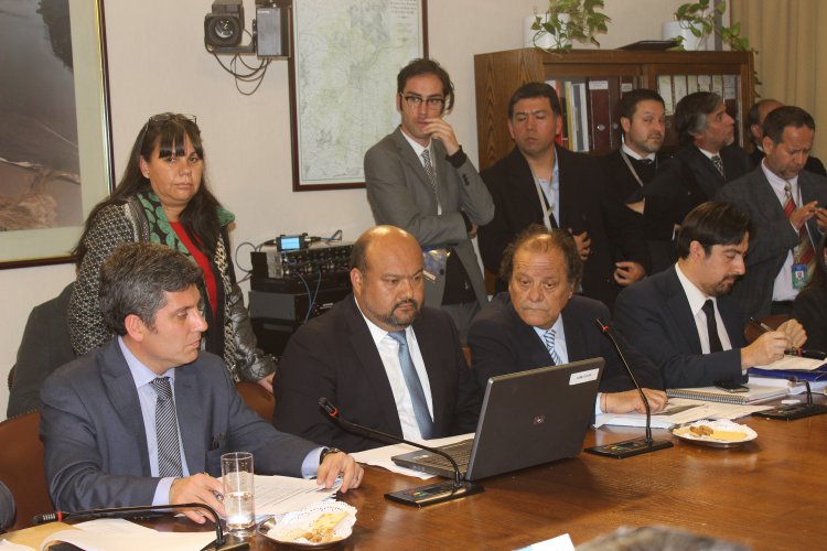 GOBIERNO REGIONAL INFORMA SOBRE LA SITUACIÓN HÍDRICA Y LOS PROBLEMAS DE LA EMPRESA SANITARIA