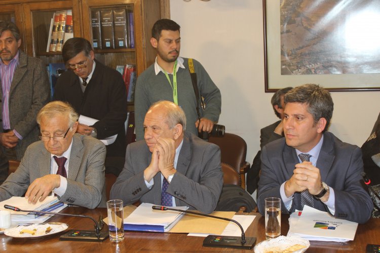 GOBIERNO REGIONAL INFORMA SOBRE LA SITUACIÓN HÍDRICA Y LOS PROBLEMAS DE LA EMPRESA SANITARIA