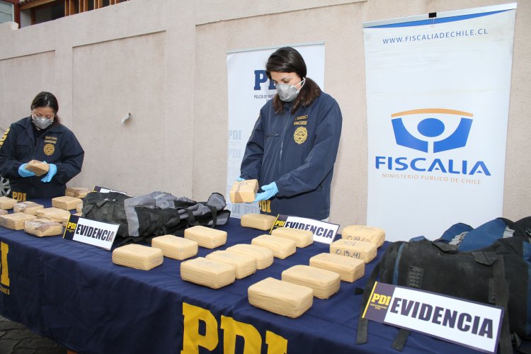 DECOMISO DE COCAINA BASE PDI