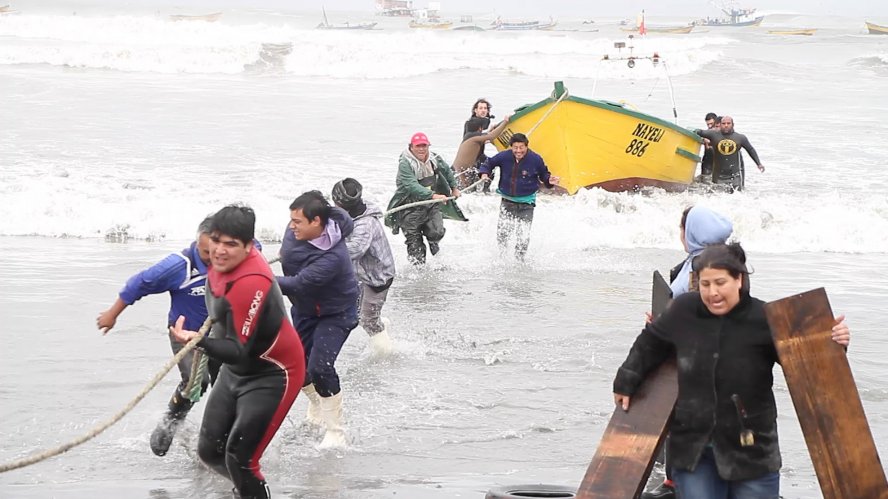 REUNION DE ONEMI CON INTENDENTE Y SERVICIOS PUBLICOS