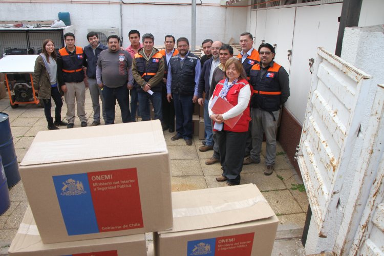 REUNION DE ONEMI CON INTENDENTE Y SERVICIOS PUBLICOS