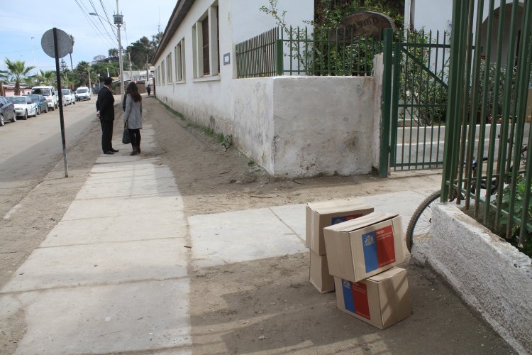 ENTREGAN AYUDA SOCIAL A PESCADORES AFECTADOS POR EL PASADO TEMPORAL
