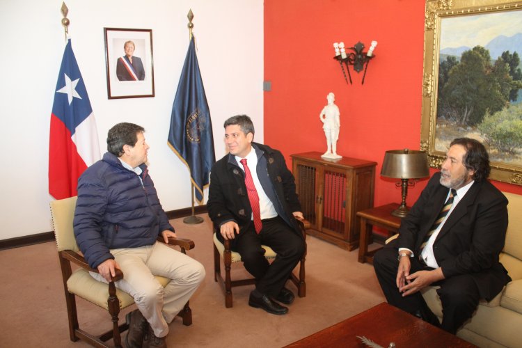 INTENDENTE CLAUDIO IBÁÑEZ RECIBE FUERTE RESPALDO DEL PARTIDO RADICAL