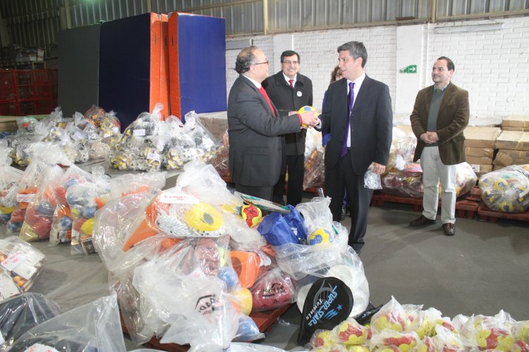 REFORMA EDUCACIONAL PERMITE IMPLEMENTAR MODERNO EQUIPAMIENTO DEPORTIVO EN COLEGIOS