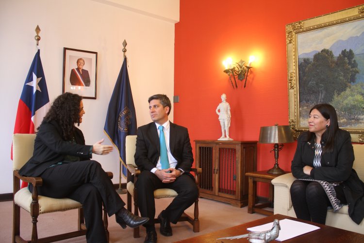 INTENDENTE Y DIRECTORA NACIONAL DE OBRAS PORTUARIAS ANUNCIAN LA EJECUCIÓN DE TRABAJOS DE EMERGENCIA EN CALETA DE PEÑUELAS