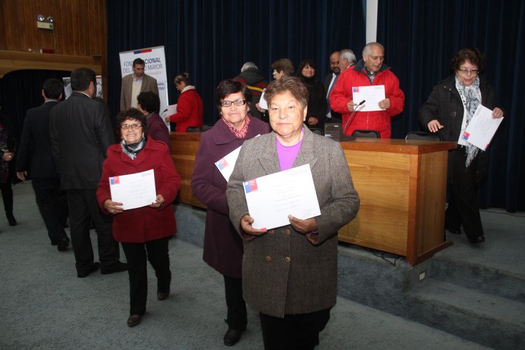 FONDO DEL ADULTO MAYOR FINANCIA PROYECTOS DE 188 INSTITUCIONES REGIONALES