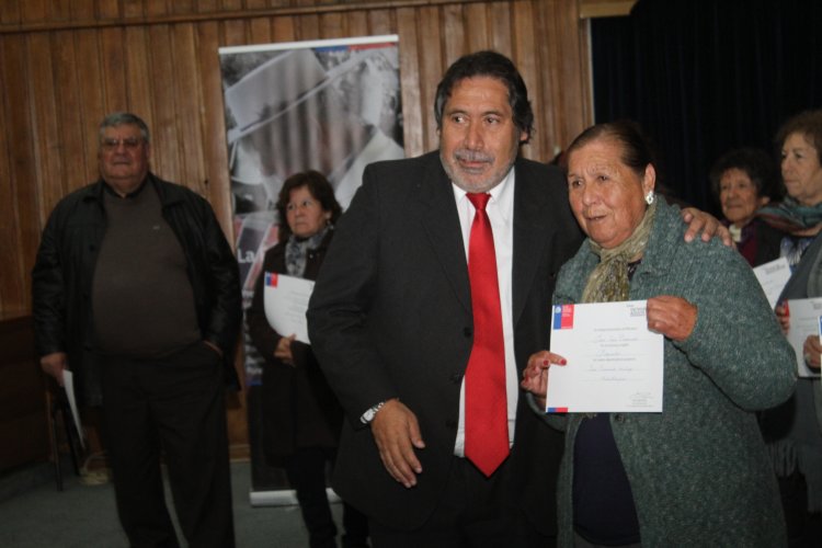 FONDO DEL ADULTO MAYOR FINANCIA PROYECTOS DE 188 INSTITUCIONES REGIONALES