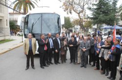 GOBIERNO REGIONAL DE COQUIMBO ENTREGA NUEVO BUS PARA EL HOSPITAL DE ILLAPEL