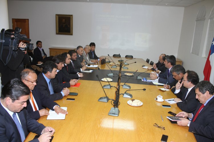 GOBIERNO REFUERZA TRABAJO CON ALCALDES Y PROPONE ESTIMULAR EL FOMENTO PRODUCTIVO