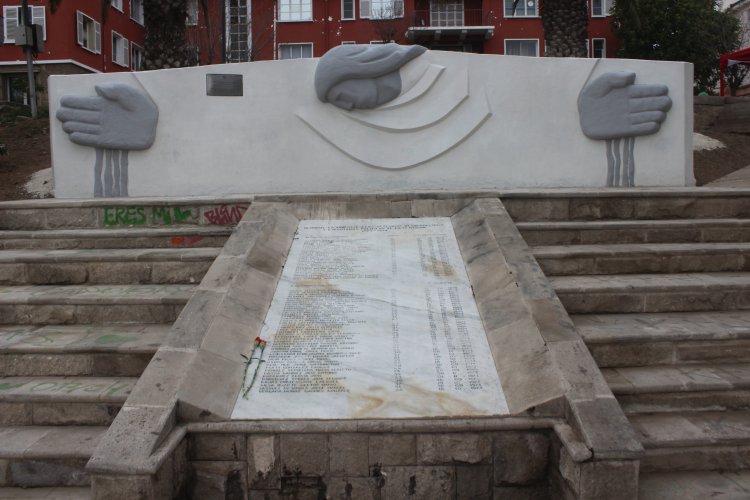 LANZAN LIBRO CON CASOS DE VÍCTIMAS DE DD.HH. EN CONEMMORACIÓN DEL DÍA NACIONAL DEL DETENIDO DESAPARECIDO