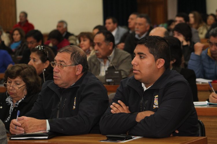 CAMPAÑA TRANSVERSAL REÚNE A DIRIGENTES SOCIALES Y AUTORIDADES POLÍTICAS CONTRA LA DELINCUENCIA