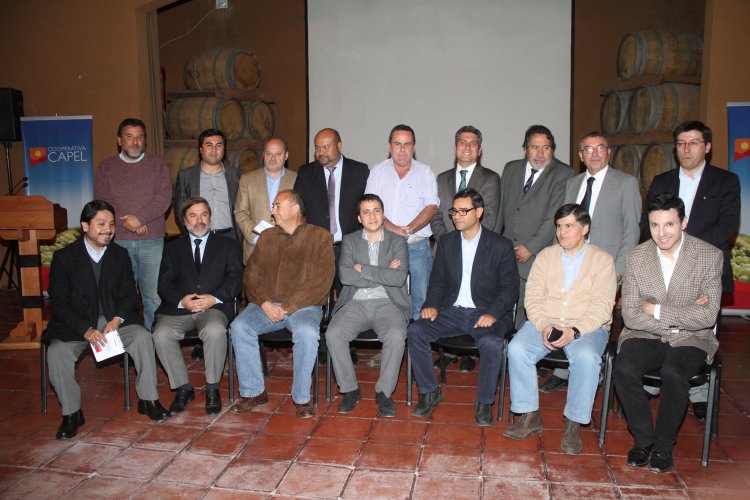 GOBIERNO Y PRODUCTORES DE PISCO FORTALECEN TRABAJO COLABORATIVO