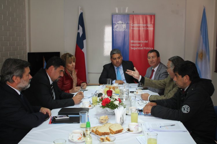 AUTORIDADES CHILENAS Y ARGENTINAS DEFINEN CONDICIONES PARA LAS PRÓXIMAS VERANADAS