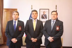 INTENDENTE CLAUDIO IBÁÑEZ RECIBE SALUDO DE NUEVO JEFE REGIONAL DE INVESTIGACIONES