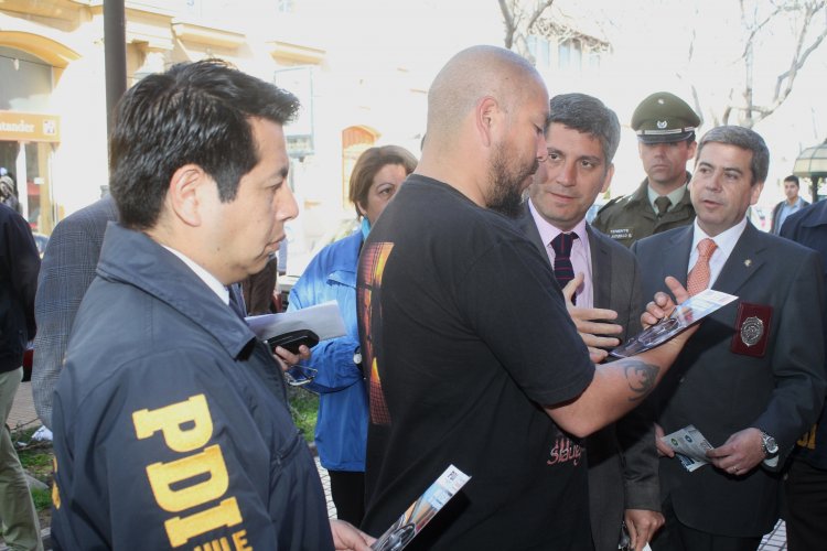 LLAMAN A TOMAR LOS RESGUARDOS ANTE EL ROBO DE VEHÍCULOS