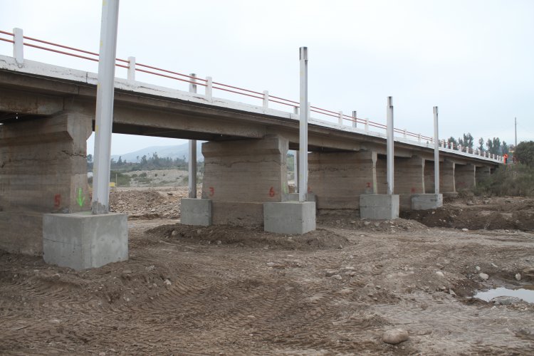 GOBIERNO REABRE PUENTE DE ALTOVALSOL E INICIA OBRAS DE NUEVO VIADUCTO