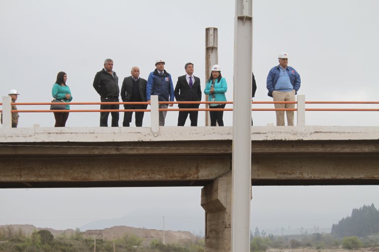 GOBIERNO REABRE PUENTE DE ALTOVALSOL E INICIA OBRAS DE NUEVO VIADUCTO