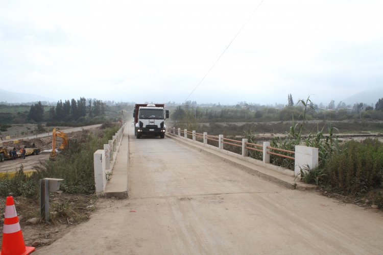 GOBIERNO REABRE PUENTE DE ALTOVALSOL E INICIA OBRAS DE NUEVO VIADUCTO