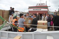 GOBIERNO ENTREGA NUEVOS MOTORES A LOS PESCADORES ARTESANALES DE TONGOY