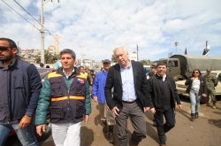 MINISTROS SUPERVISAN MEDIDAS DE APOYO POR TERREMOTO Y TSUNAMI EN COQUIMBO