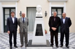 EMBAJADOR JOSÉ ANTONIO VIERA GALLO RECIBE A GOBERNADOR DE SAN JUAN JOSÉ LUIS GIOJA