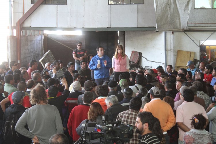 DAN A CONOCER MEDIDAS ECONÓMICAS PARA AFECTADOS POR TERREMOTO Y TSUNAMI