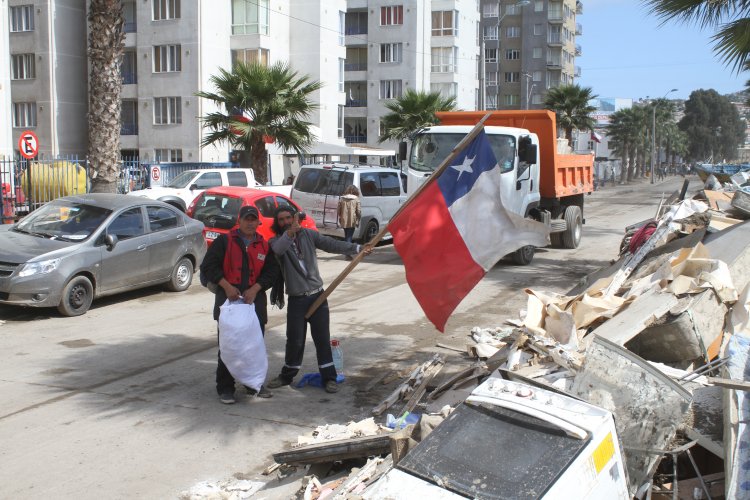 DAN A CONOCER MEDIDAS ECONÓMICAS PARA AFECTADOS POR TERREMOTO Y TSUNAMI
