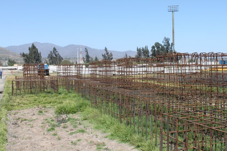 CONTRALORÍA AUTORIZA A EMPRESA PARA CONSTRUIR EL ESTADIO DE OVALLE