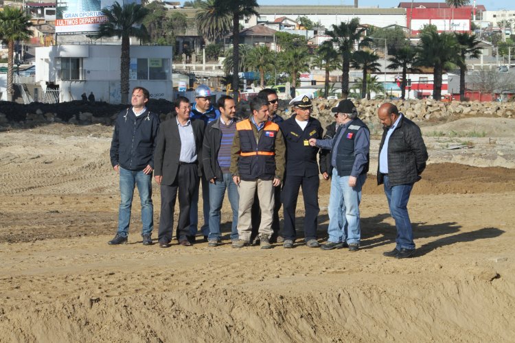 DESTACAN CELERIDAD EN RECUPERACIÓN DE CONECTIVIDAD VIAL EN COSTANERA DE COQUIMBO TRAS DAÑO POR TSUNAMI